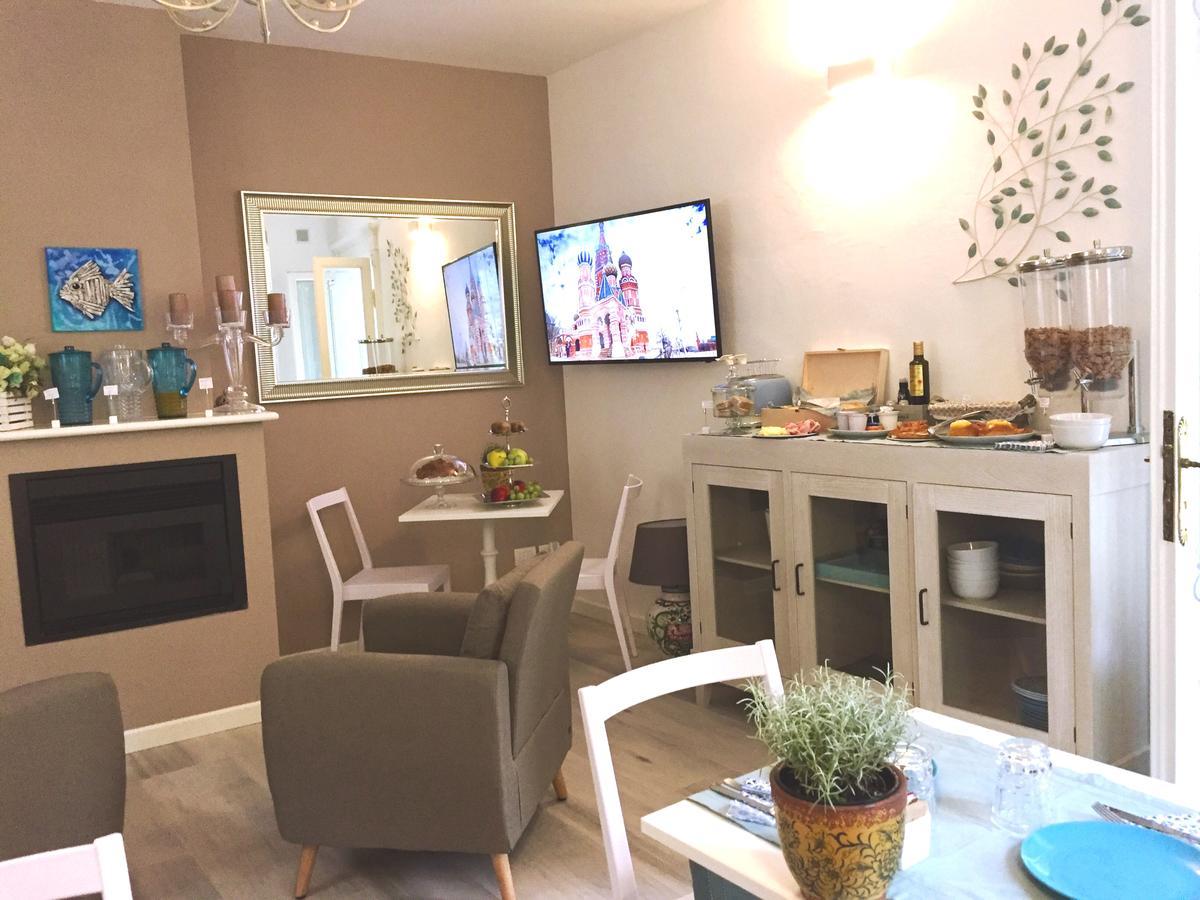 Residenza Elisa Bed & Breakfast Desenzano del Garda Ngoại thất bức ảnh