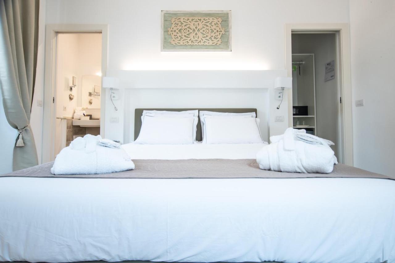 Residenza Elisa Bed & Breakfast Desenzano del Garda Ngoại thất bức ảnh