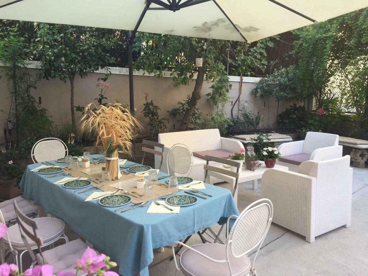 Residenza Elisa Bed & Breakfast Desenzano del Garda Ngoại thất bức ảnh